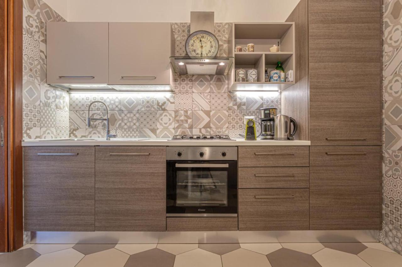 Elfaro Kitty - Stylish Apartment Close To S. Peter Рим Екстер'єр фото